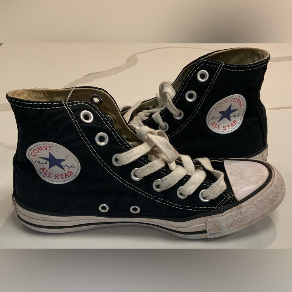 Black high top converse size 7 womans